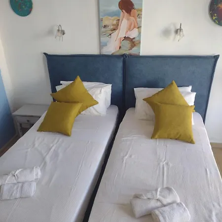 Art Benitses Benitses (Corfu)