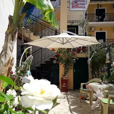 Apartament Art Benitses *