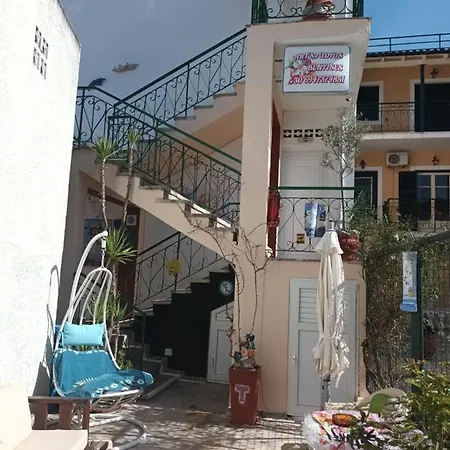 Art Benitses Benitses (Corfu)