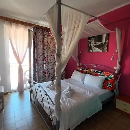 Lägenhet Art Benitses Benitses (Corfu)