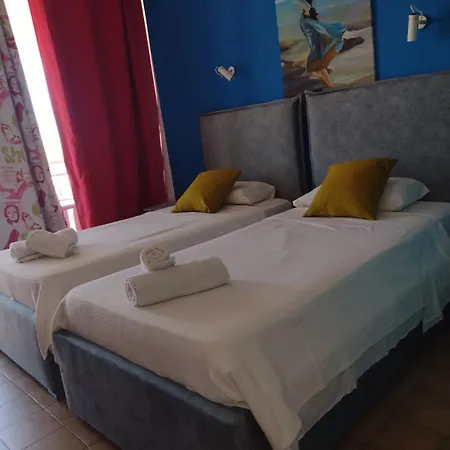 Apartament Art Benitses *