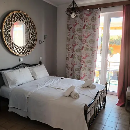 Art Benitses * Benitses (Corfu)