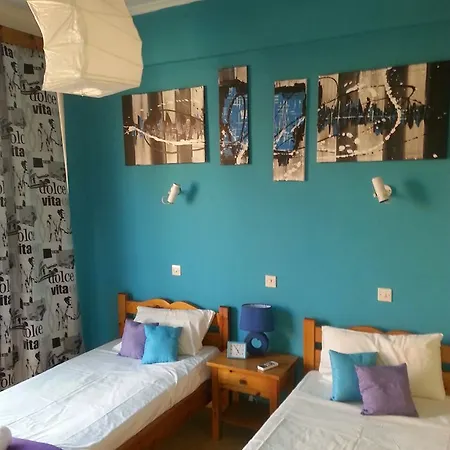 Art Benitses Benitses (Corfu)