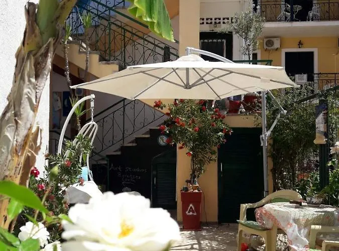 Апартаменты Art Benitses *