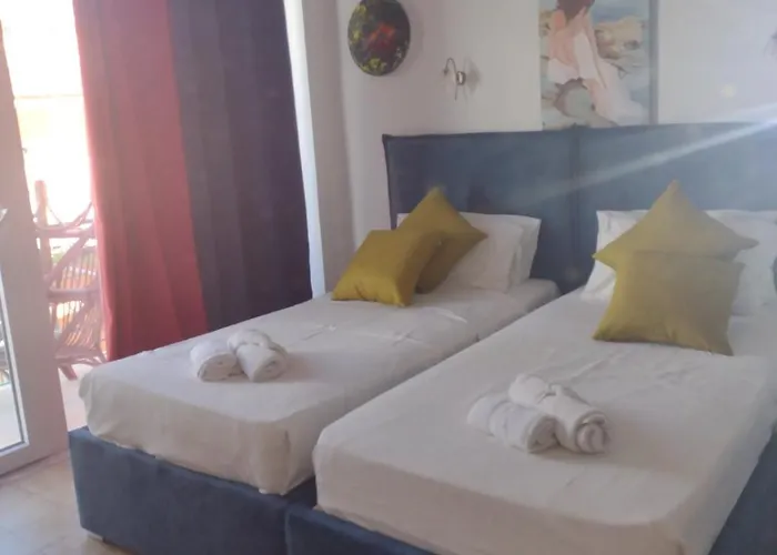 Art Benitses Бенитсес